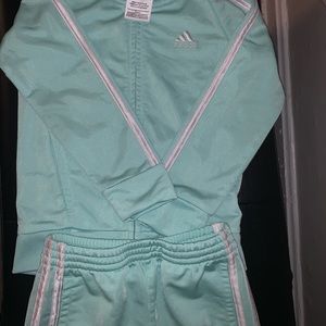 Toddler Grl 4T Adidas Tracksuit. Great condition.